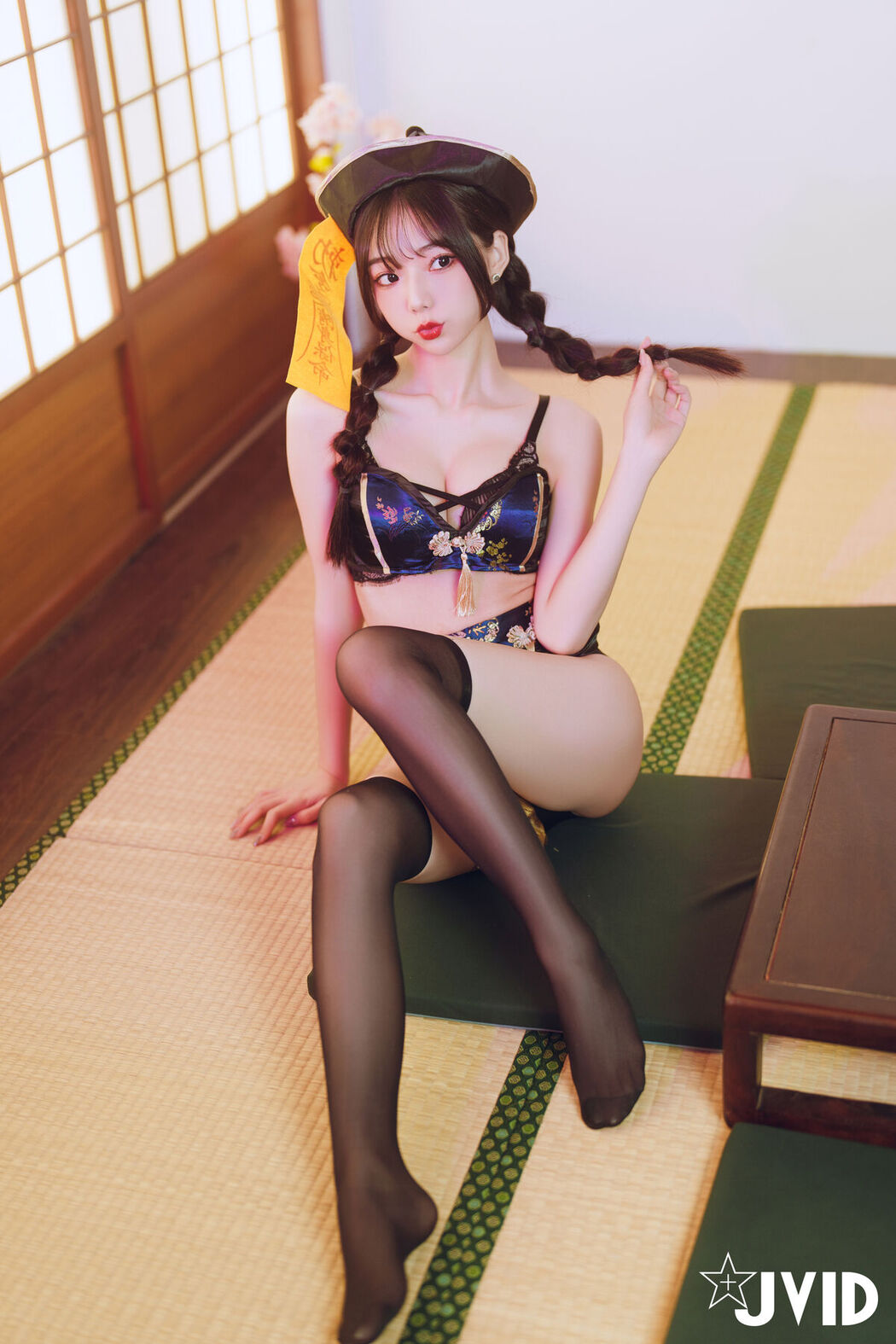 JVID Jiu Jiu 啾啾 – ゾンビ殭屍版女友注射愛の能量變成人類 Part3