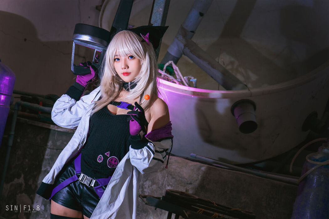 Coser@Messie Huang – AA-12