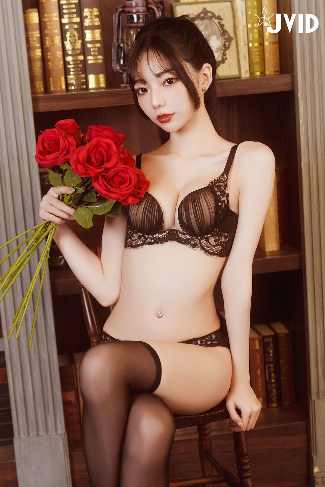 JVID Jiu Jiu 啾啾 – ゾンビ殭屍版女友注射愛の能量變成人類 Part2 Cover Photo