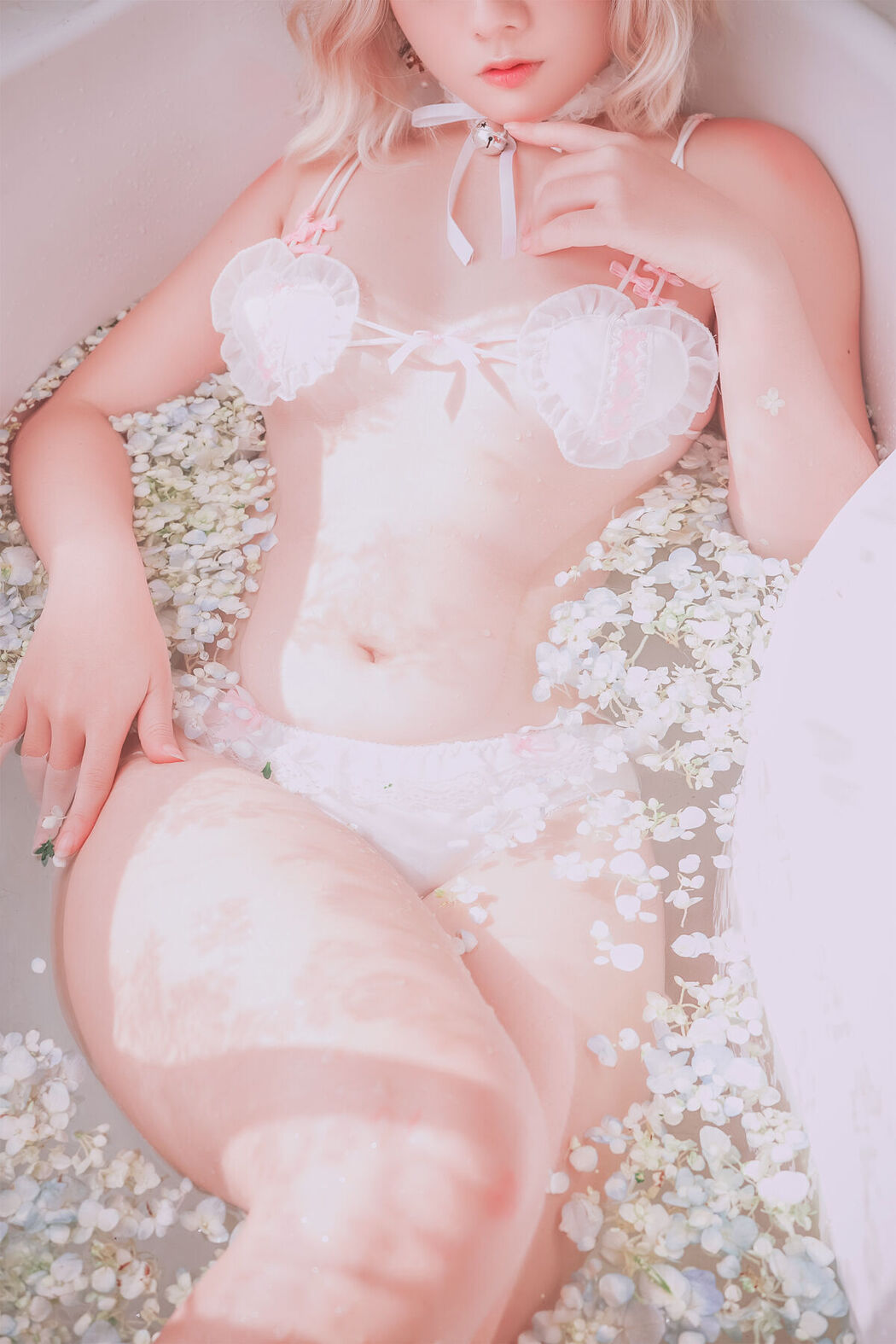 Coser@Messie Huang – Pure Bath