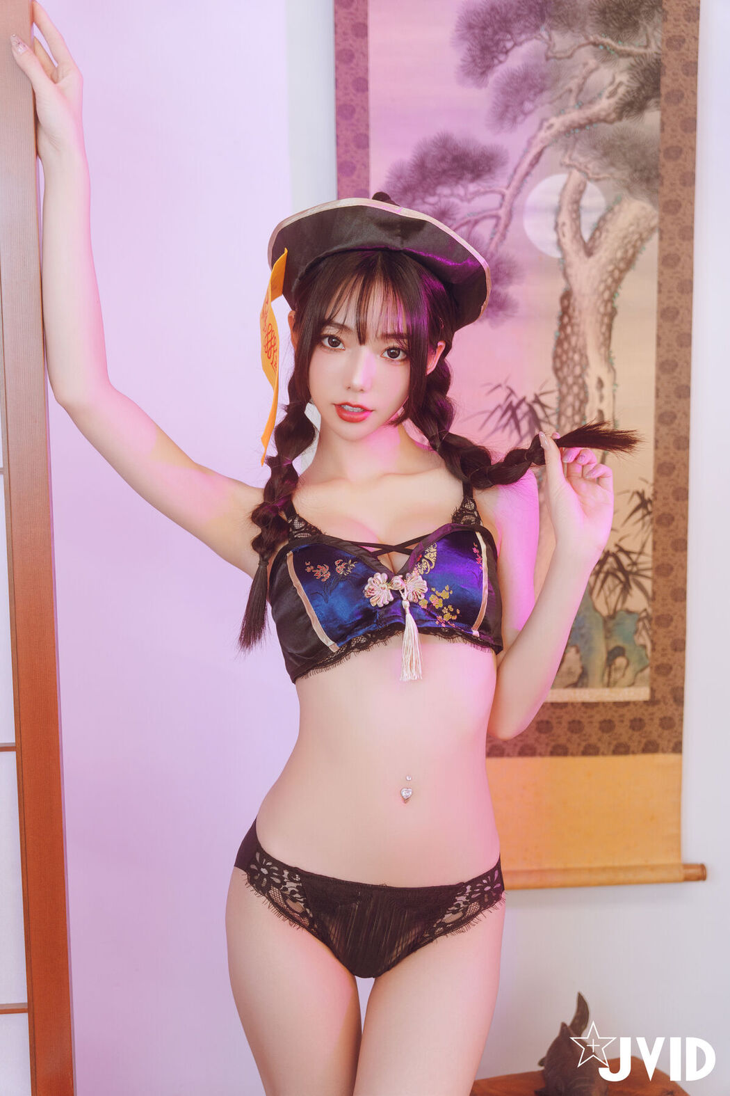 JVID Jiu Jiu 啾啾 – ゾンビ殭屍版女友注射愛の能量變成人類 Part3