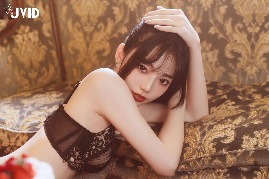 JVID Jiu Jiu 啾啾 – ゾンビ殭屍版女友注射愛の能量變成人類 Part1