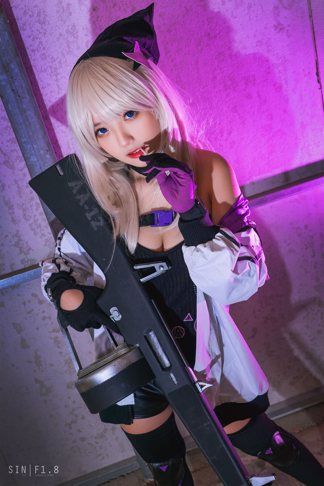 Coser@Messie Huang – AA-12