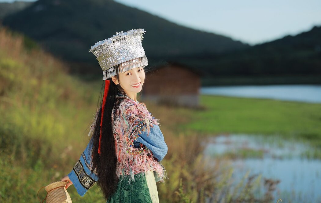 YiTuYu艺图语 Vol.2954 Yu Jin