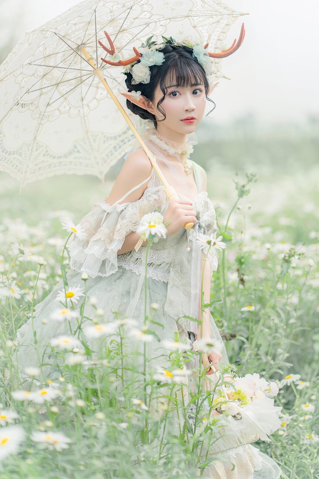 YiTuYu艺图语 Vol.2933 Qi Luo Sheng De Xiao Su Su Cover Photo