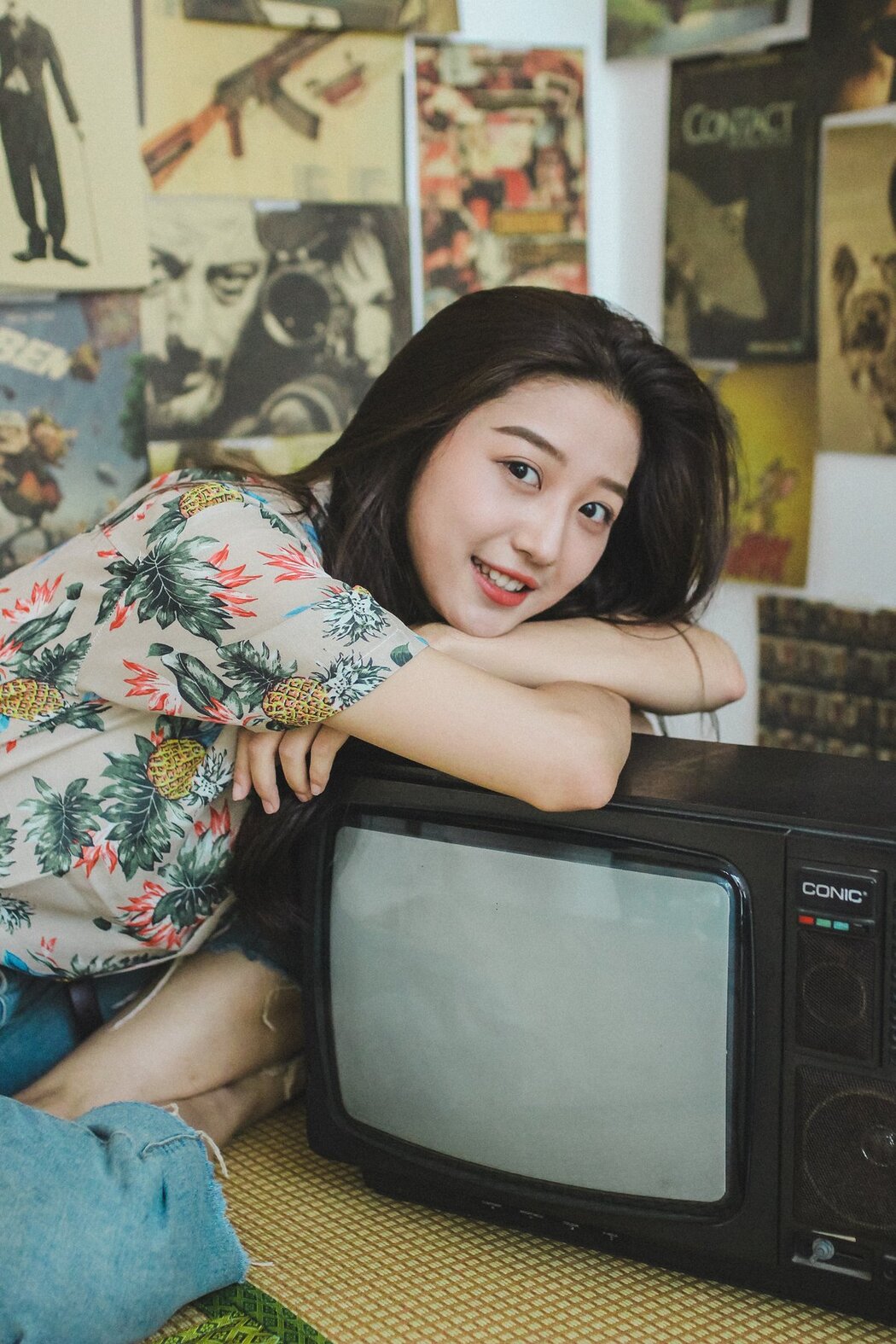 YiTuYu艺图语 Vol.2975 Yi Yi Qi