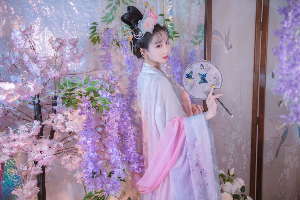 YiTuYu艺图语 Vol.2928 Qi Luo Sheng De Xiao Su Su