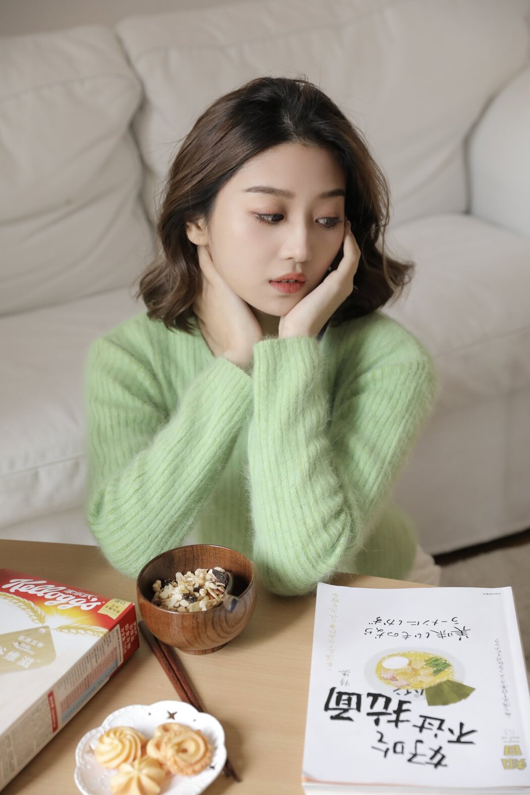 YiTuYu艺图语 Vol.3006 Yi Yi Qi