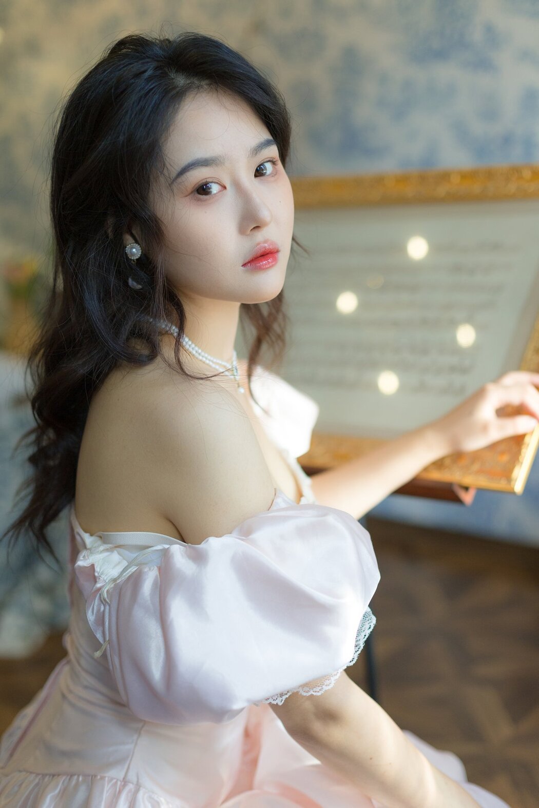 YiTuYu艺图语 Vol.2958 Ya Ya Pao Fu