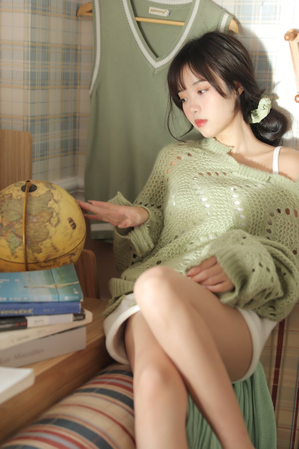 YiTuYu艺图语 Vol.2961 Xiao Wei Ren Er
