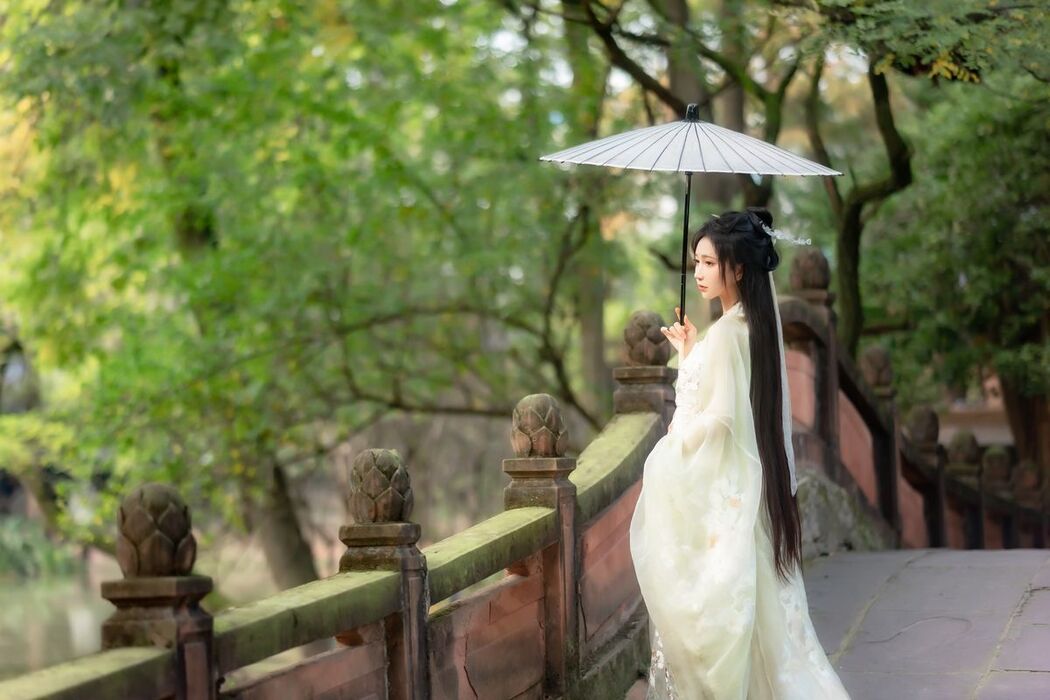 YiTuYu艺图语 Vol.3069 Qi Luo Sheng De Xiao Su Su