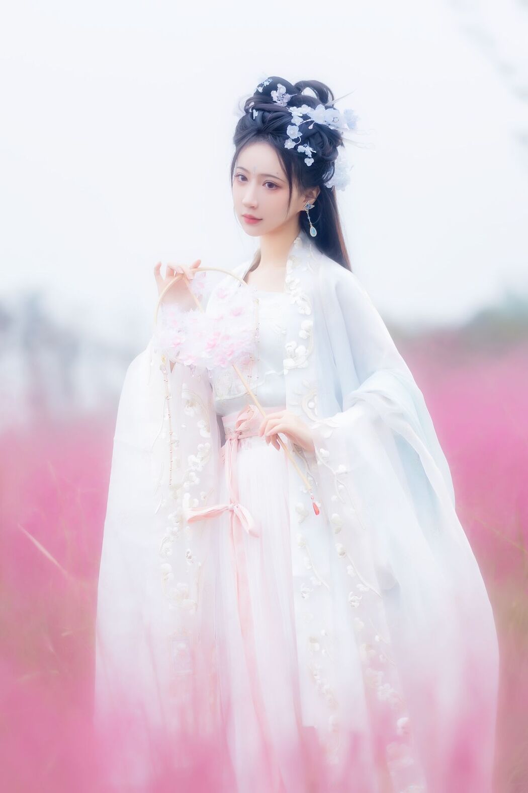 YiTuYu艺图语 Vol.3038 Qi Luo Sheng De Xiao Su Su