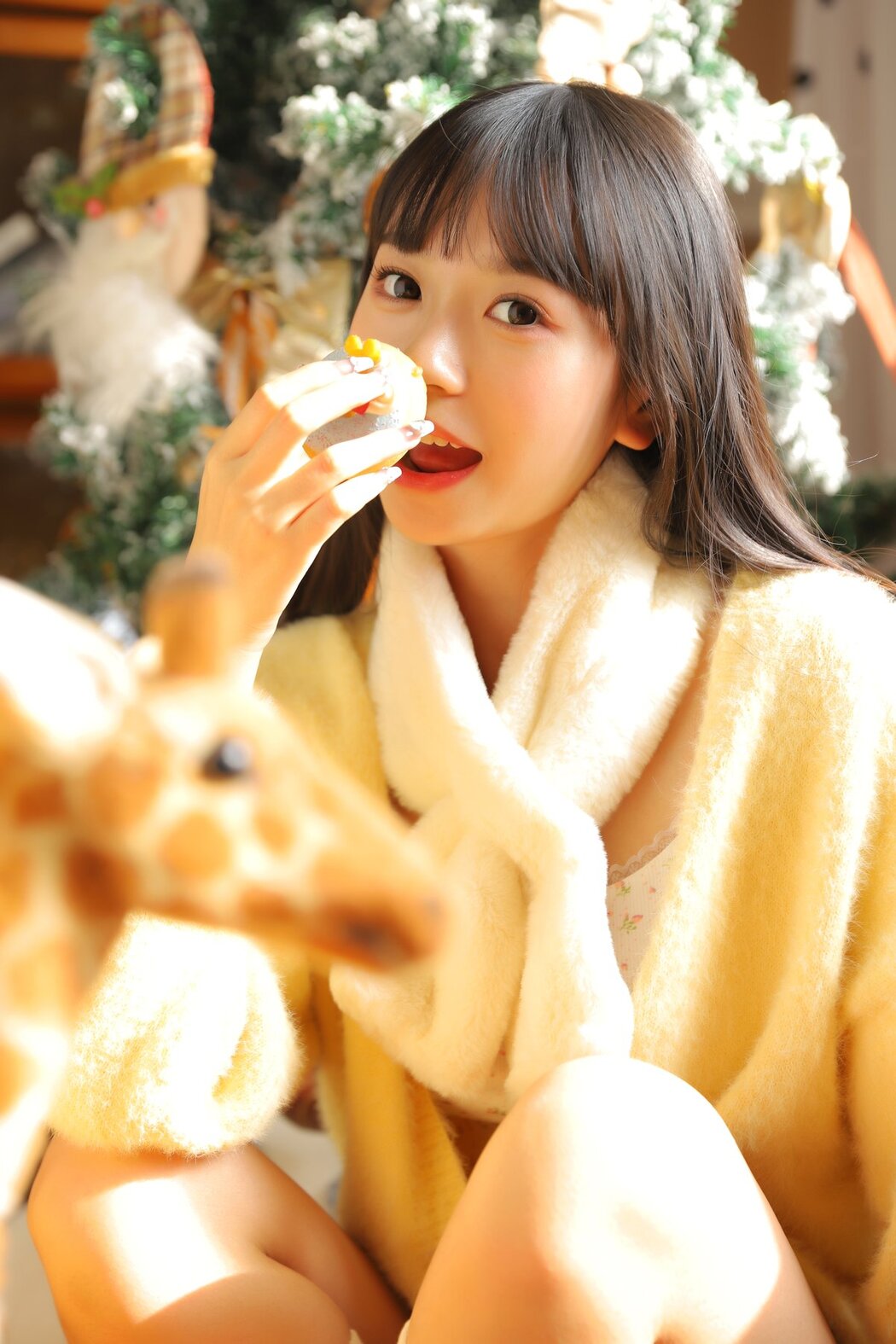 YiTuYu艺图语 Vol.2993 Yan Yun Lin Er
