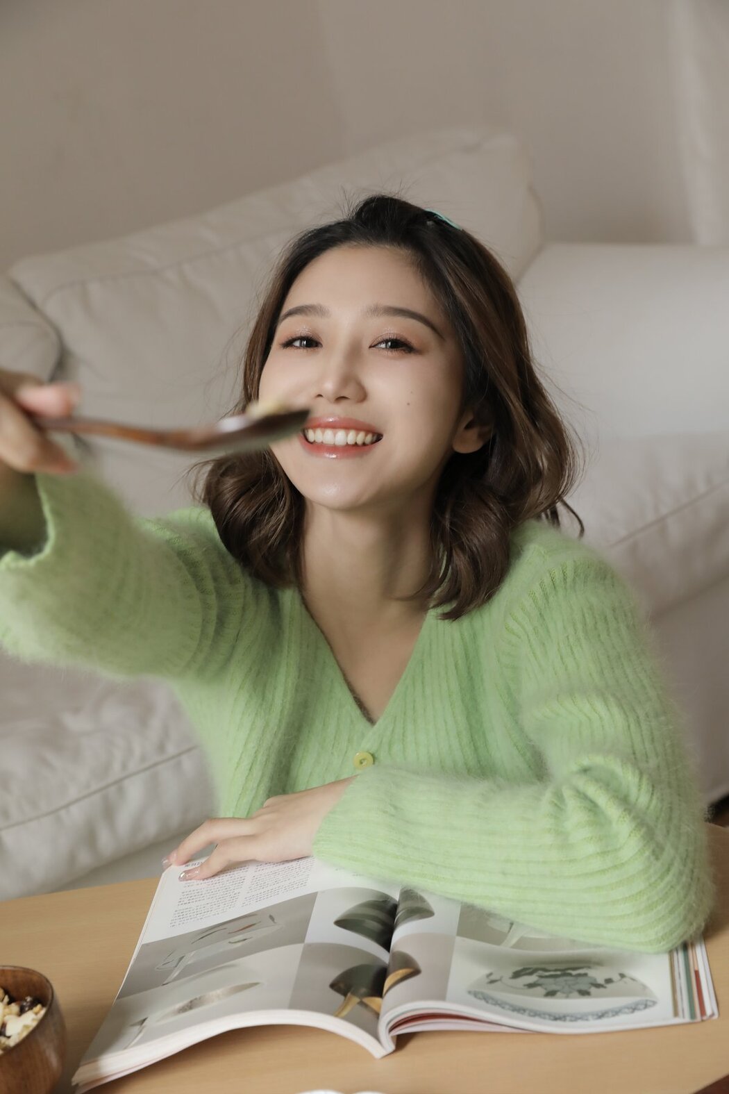YiTuYu艺图语 Vol.3006 Yi Yi Qi