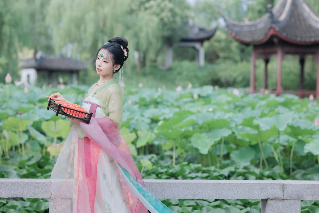 YiTuYu艺图语 Vol.3018 Dang Nian Jiang Jin Yue