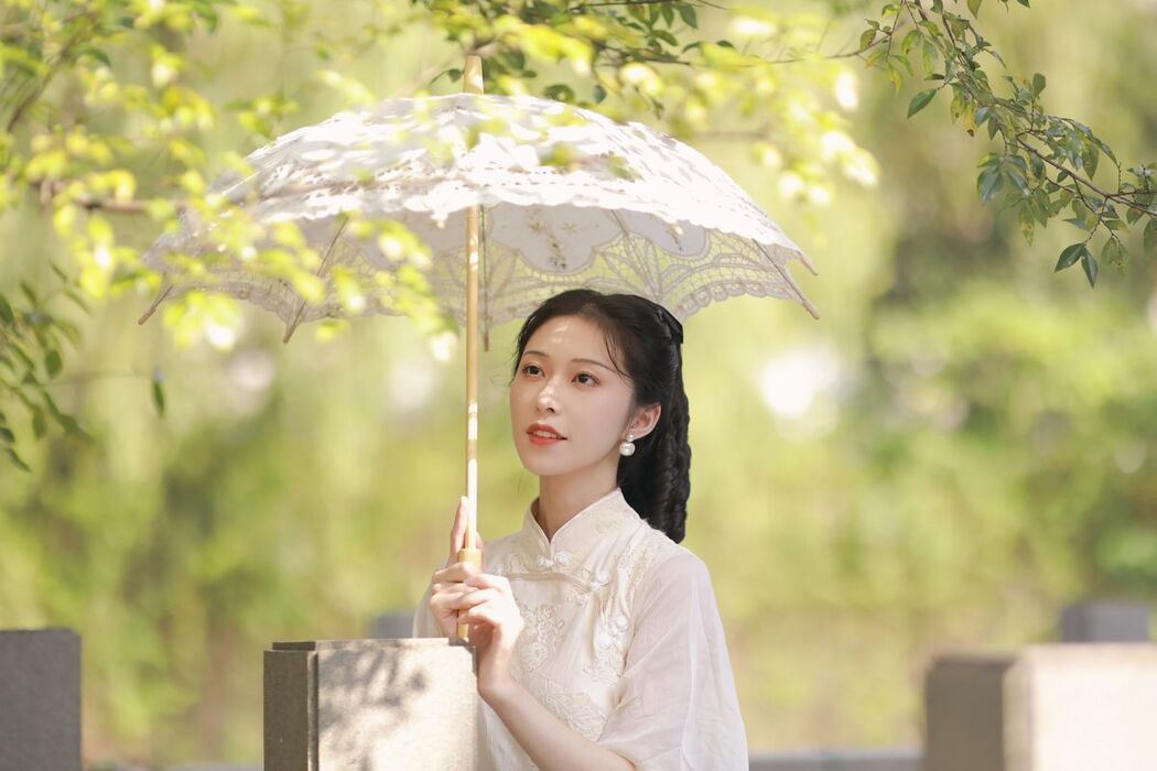 YiTuYu艺图语 Vol.3037 Fen Mian Gu Niang