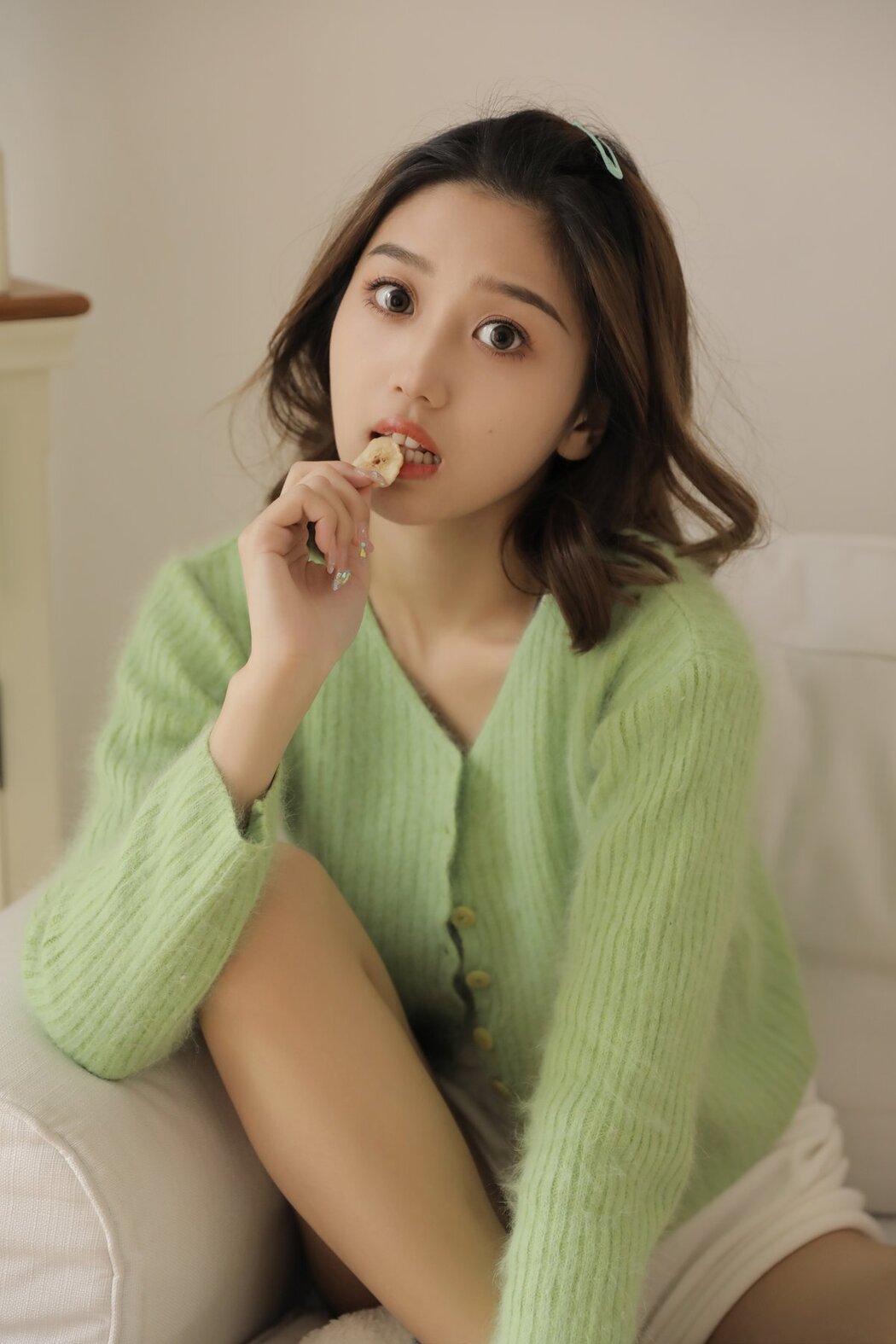 YiTuYu艺图语 Vol.3006 Yi Yi Qi