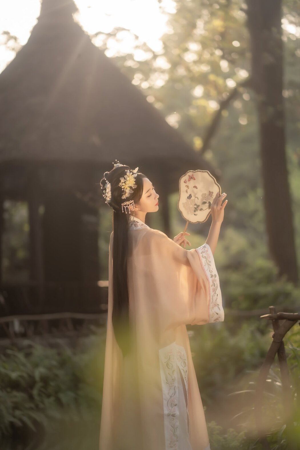YiTuYu艺图语 Vol.2950 Qi Luo Sheng De Xiao Su Su