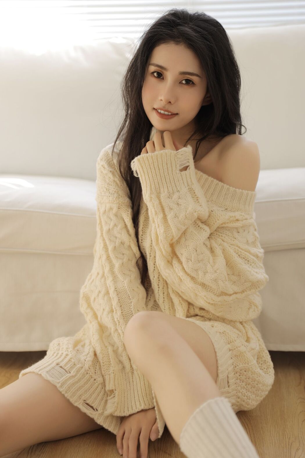 YiTuYu艺图语 Vol.3065 Qin Qin