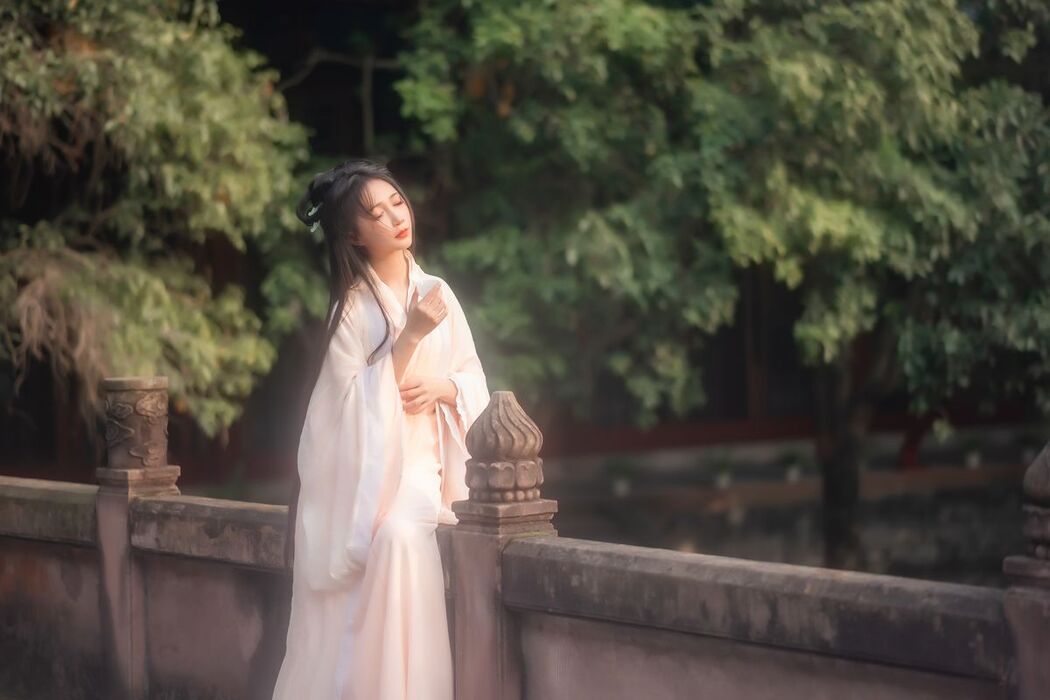 YiTuYu艺图语 Vol.3056 Qi Luo Sheng De Xiao Su Su