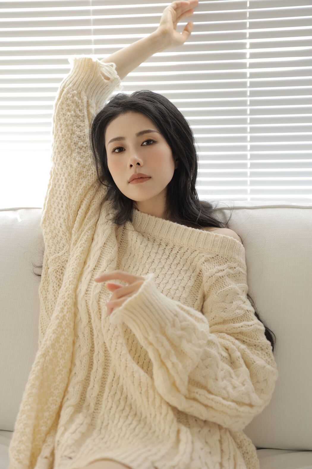 YiTuYu艺图语 Vol.3065 Qin Qin