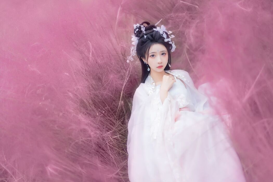 YiTuYu艺图语 Vol.3038 Qi Luo Sheng De Xiao Su Su