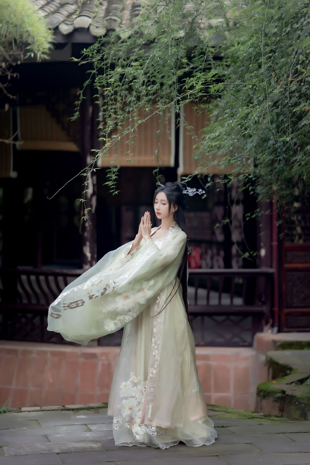 YiTuYu艺图语 Vol.3069 Qi Luo Sheng De Xiao Su Su