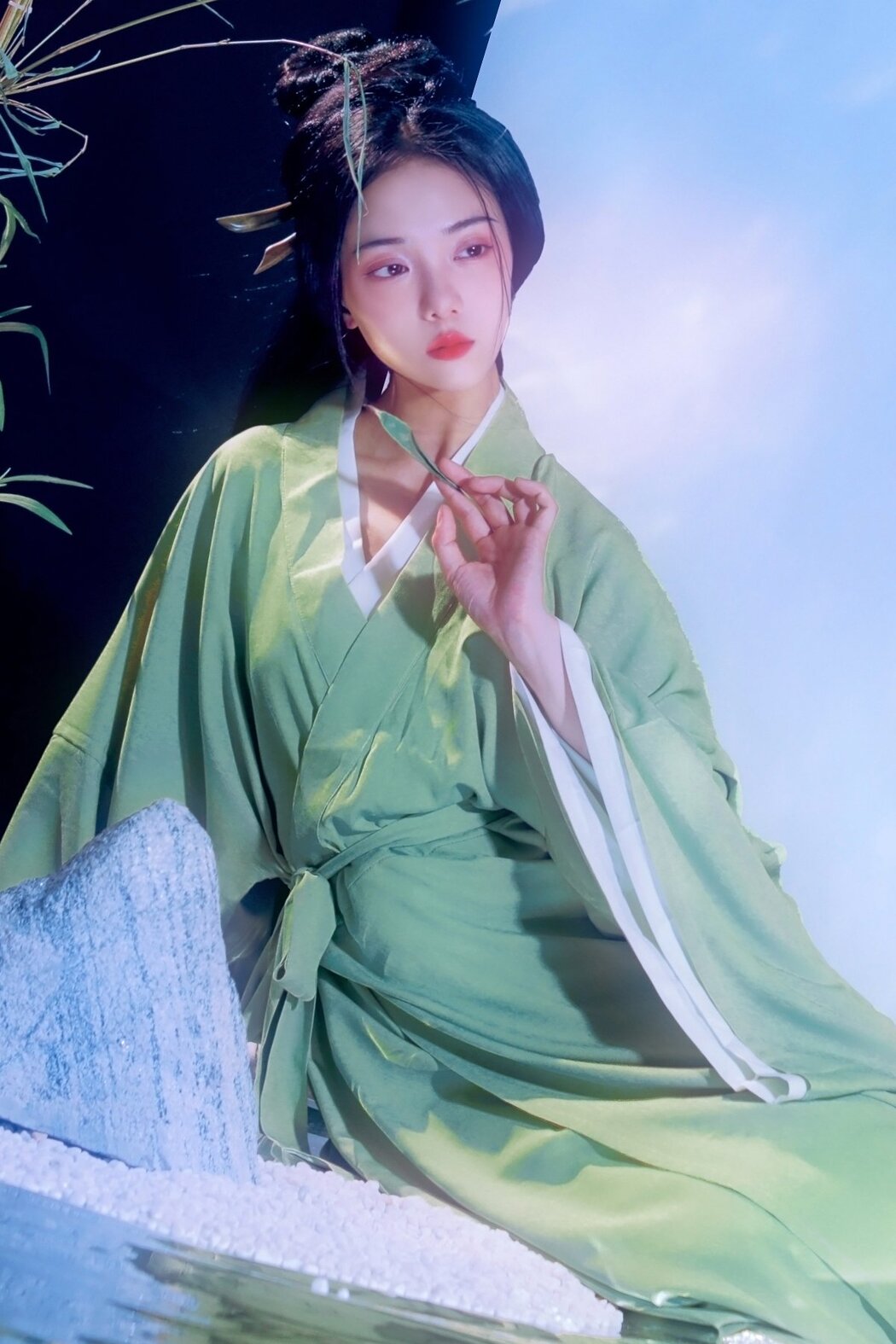 YiTuYu艺图语 Vol.2978 Gu Xiao Chou Cover Photo