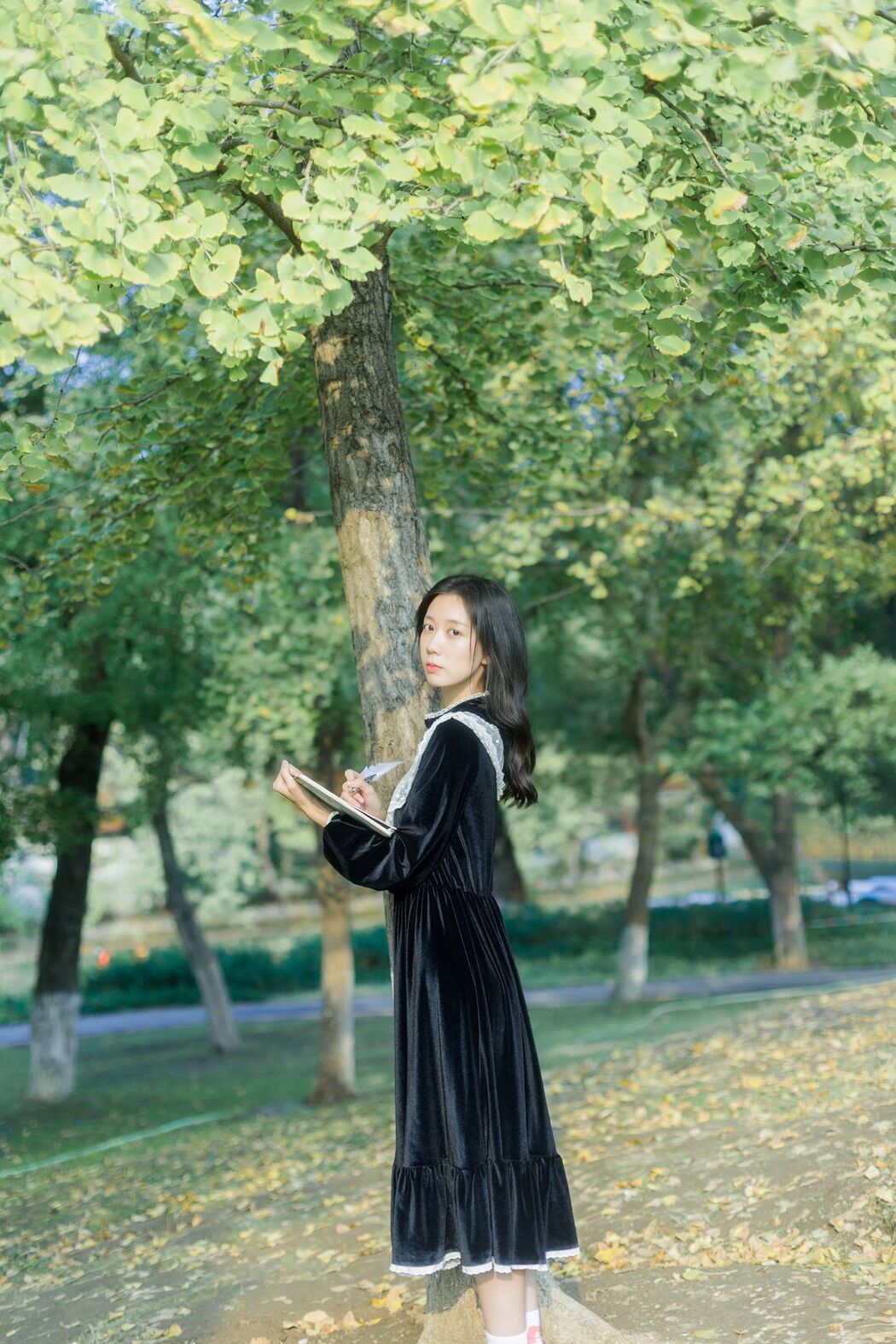 YiTuYu艺图语 Vol.3053 Si Mao Shao Nu