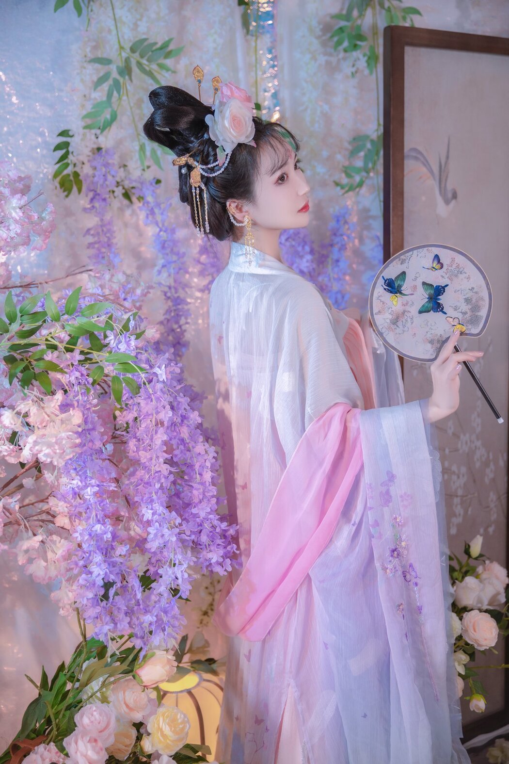 YiTuYu艺图语 Vol.2928 Qi Luo Sheng De Xiao Su Su