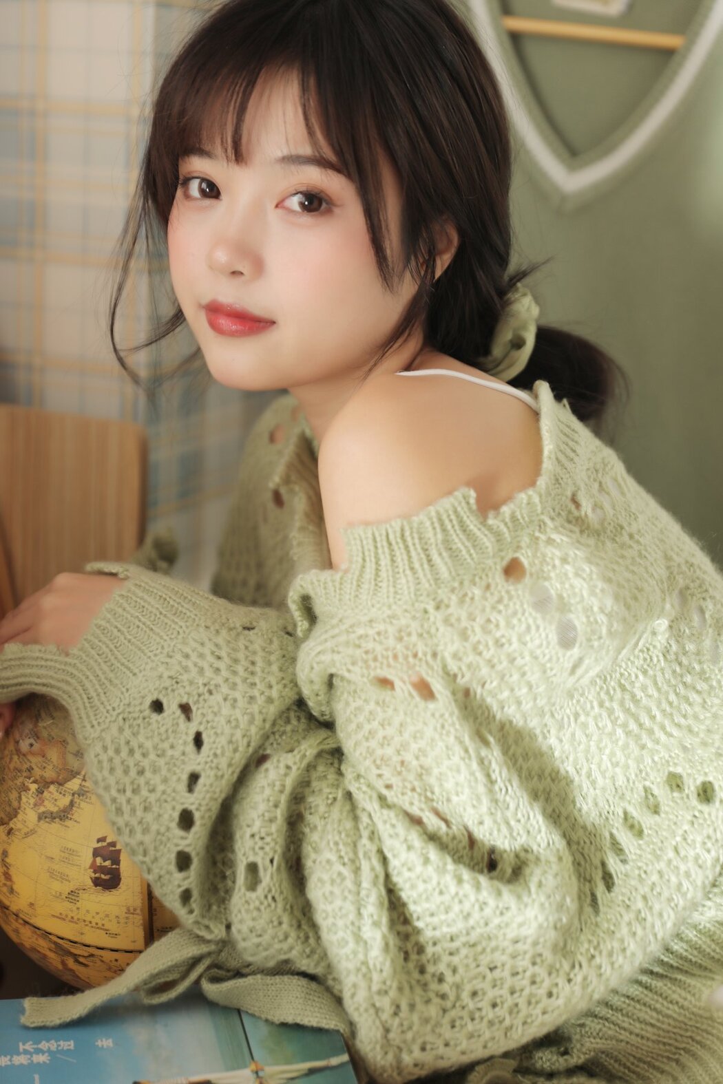YiTuYu艺图语 Vol.2961 Xiao Wei Ren Er