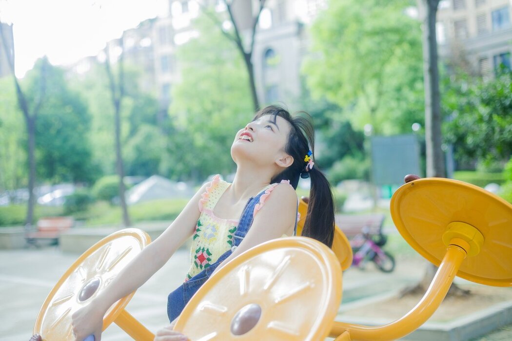 YiTuYu艺图语 Vol.2944 Xiao Yi Mei Mei Cute