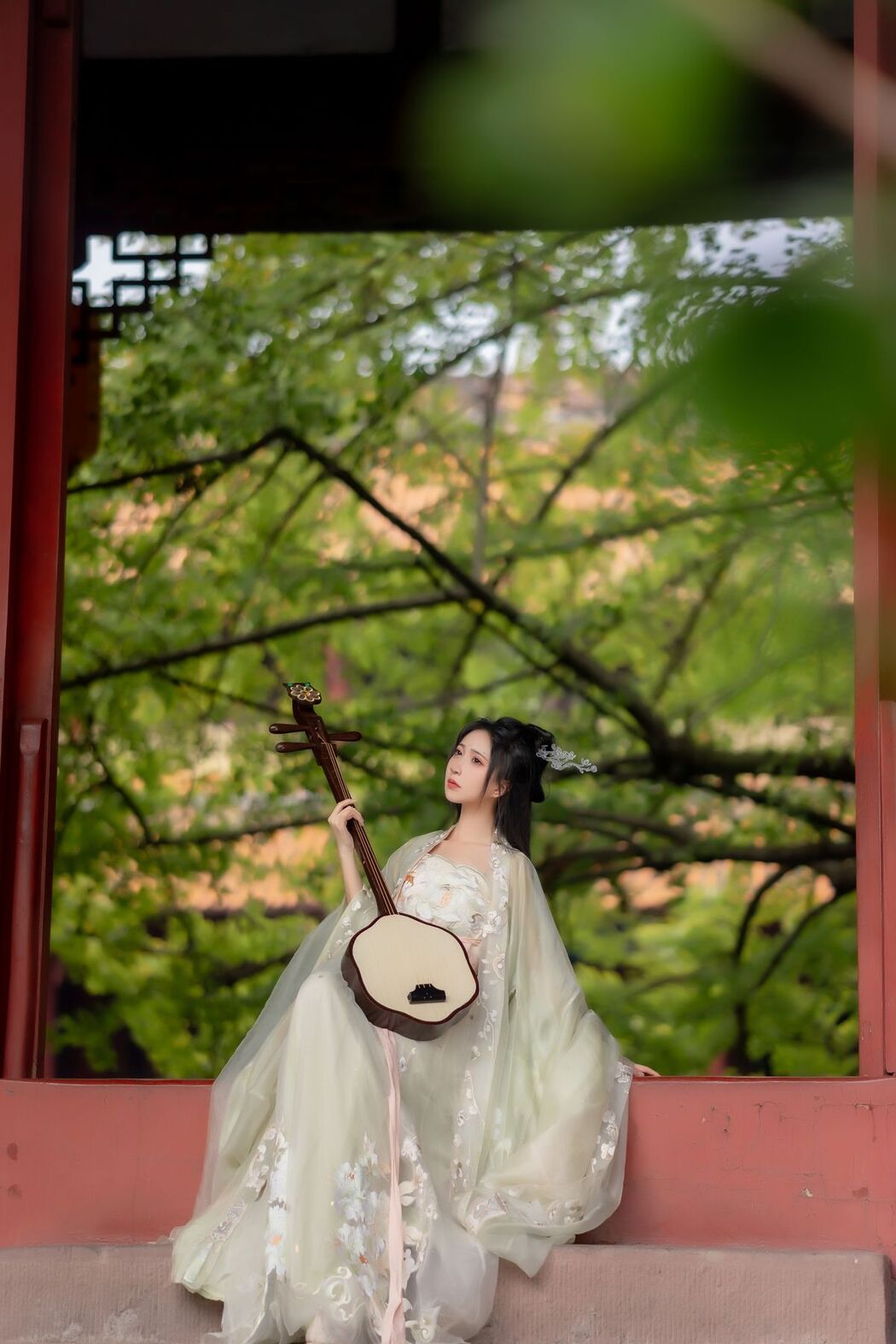 YiTuYu艺图语 Vol.3069 Qi Luo Sheng De Xiao Su Su