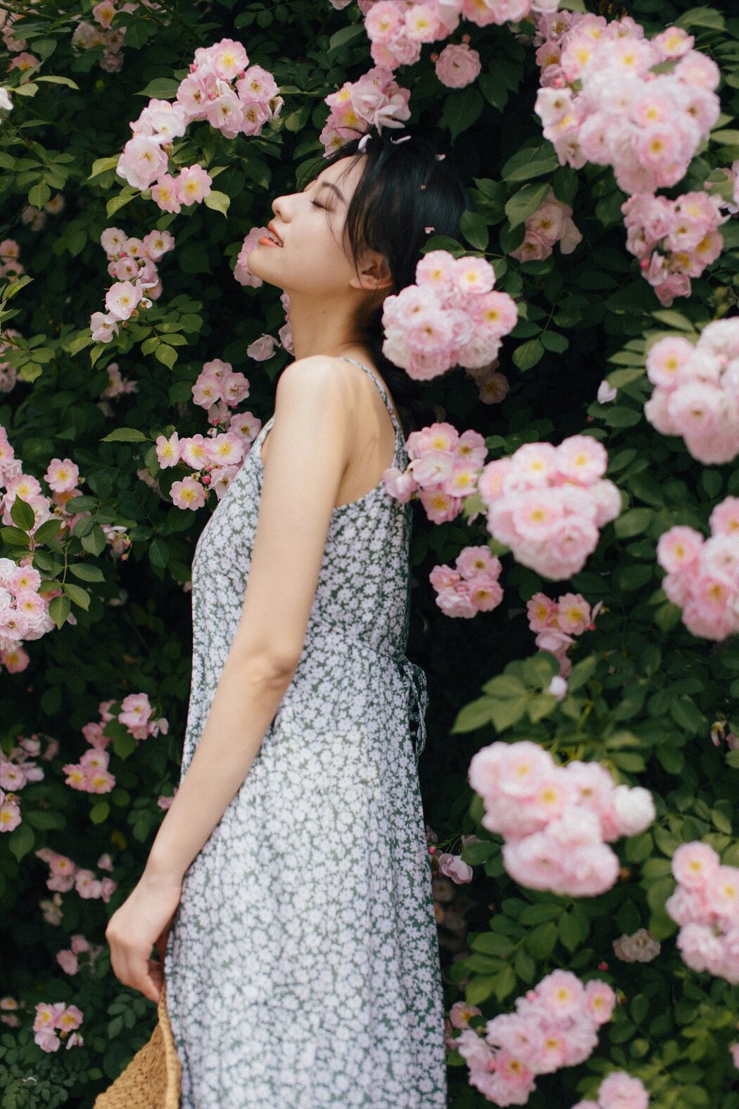 YiTuYu艺图语 Vol.2925 Jiu Yue