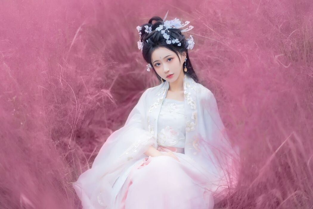 YiTuYu艺图语 Vol.3038 Qi Luo Sheng De Xiao Su Su