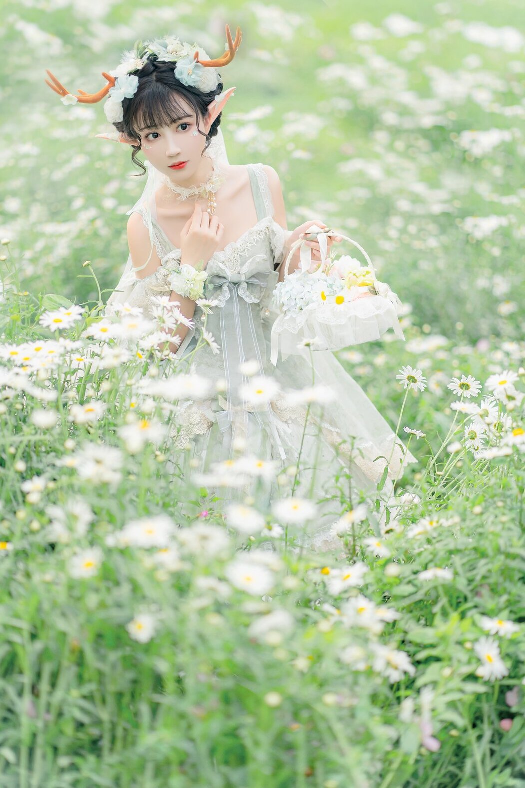 YiTuYu艺图语 Vol.2933 Qi Luo Sheng De Xiao Su Su