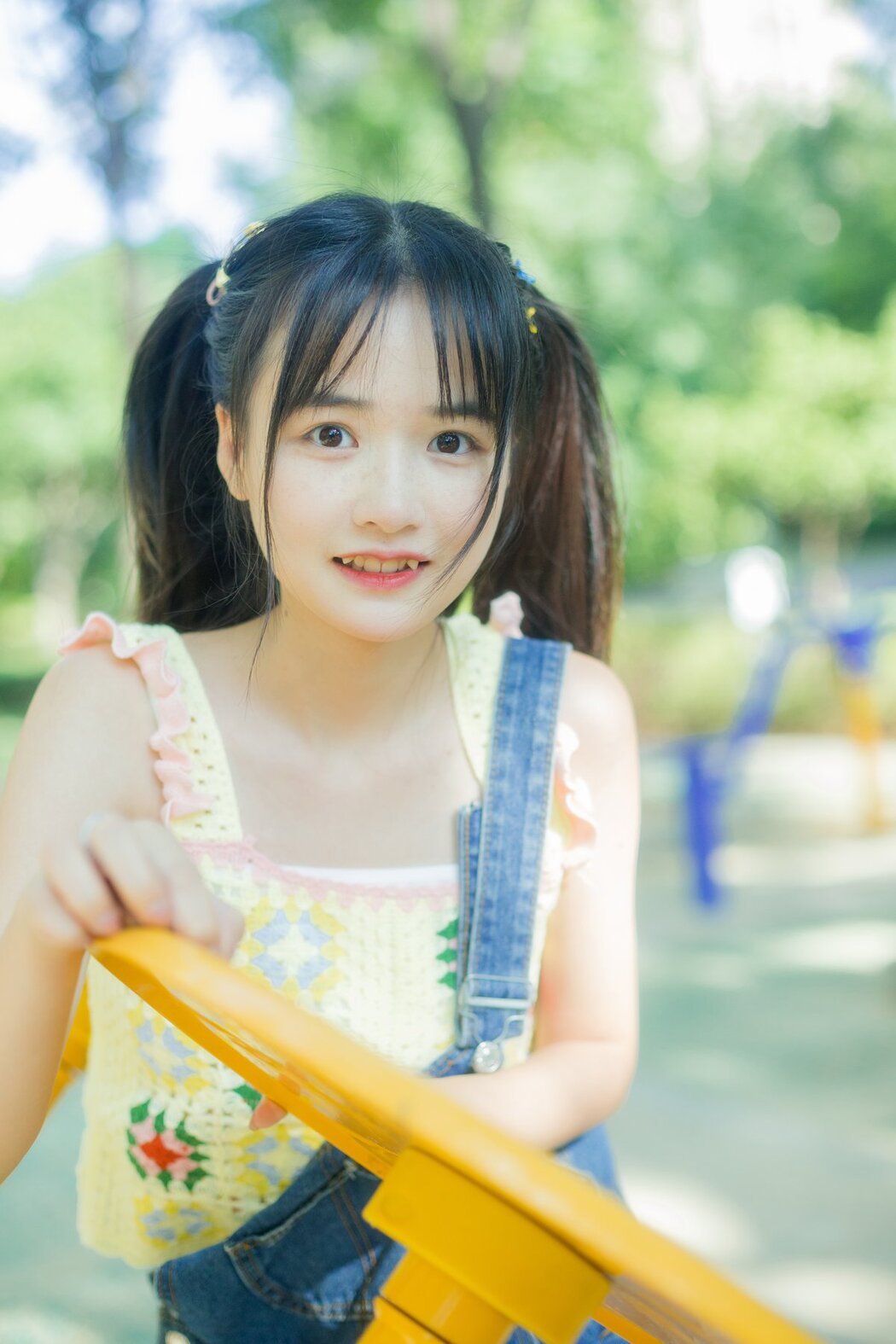YiTuYu艺图语 Vol.2944 Xiao Yi Mei Mei Cute