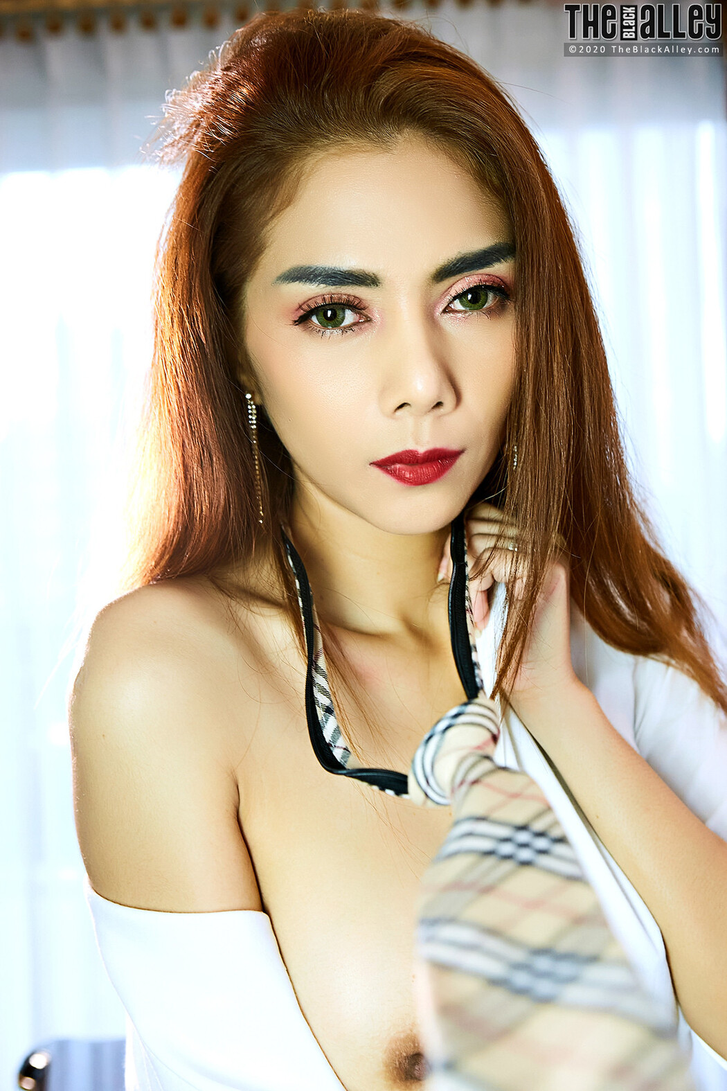 Carolina Fong The Black Alley Photobook Set.45