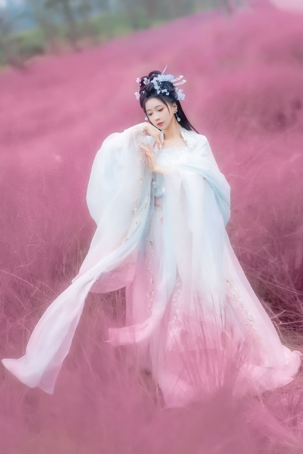 YiTuYu艺图语 Vol.3038 Qi Luo Sheng De Xiao Su Su