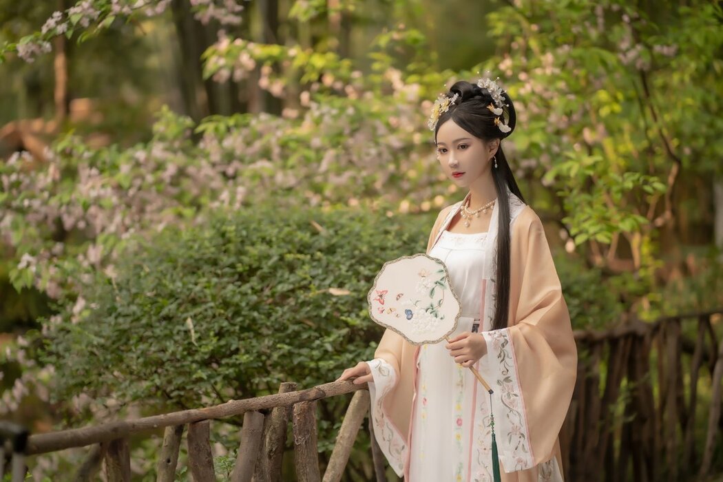 YiTuYu艺图语 Vol.2950 Qi Luo Sheng De Xiao Su Su