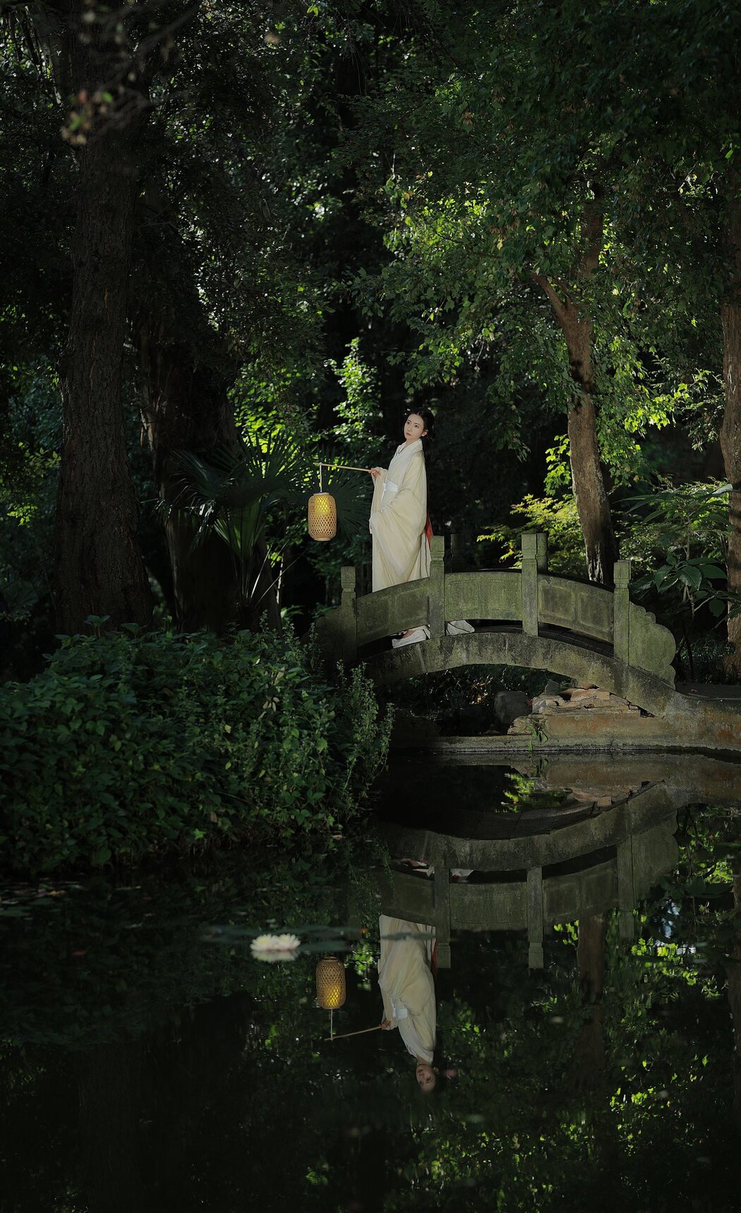 YiTuYu艺图语 Vol.2959 Yu Jin