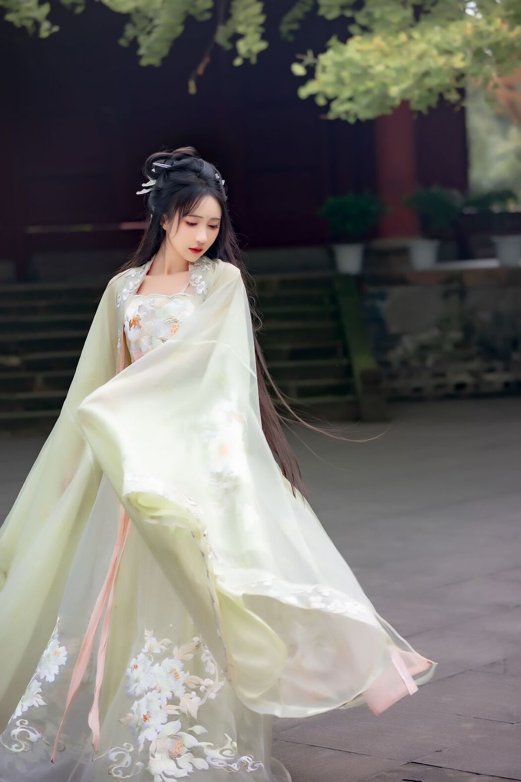 YiTuYu艺图语 Vol.3069 Qi Luo Sheng De Xiao Su Su