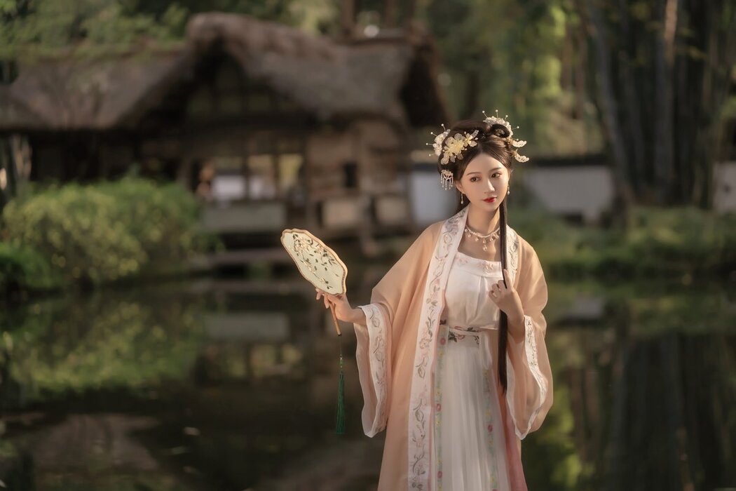 YiTuYu艺图语 Vol.2950 Qi Luo Sheng De Xiao Su Su