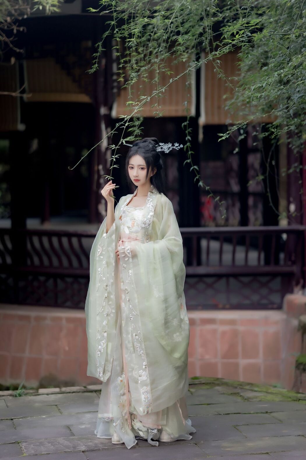 YiTuYu艺图语 Vol.3069 Qi Luo Sheng De Xiao Su Su