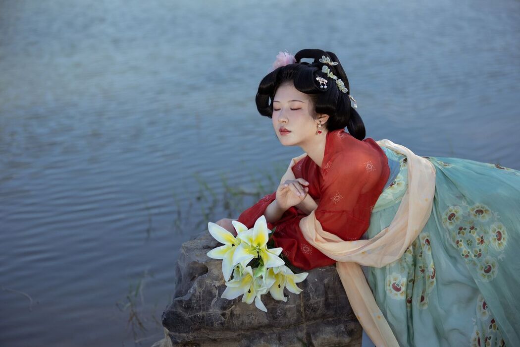YiTuYu艺图语 Vol.3061 Li Li
