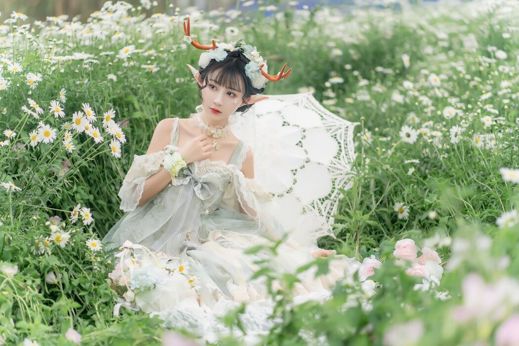 YiTuYu艺图语 Vol.2933 Qi Luo Sheng De Xiao Su Su