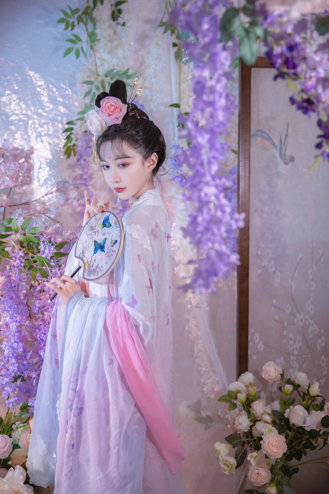 YiTuYu艺图语 Vol.2928 Qi Luo Sheng De Xiao Su Su