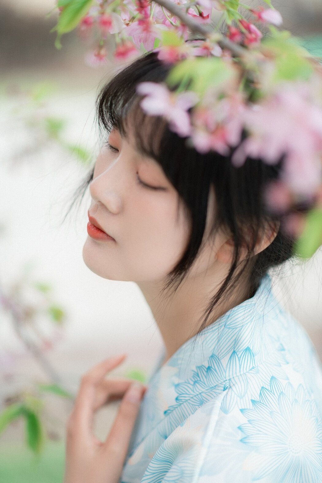 YiTuYu艺图语 Vol.3017 Ai Pai Zhao De Mei Mei