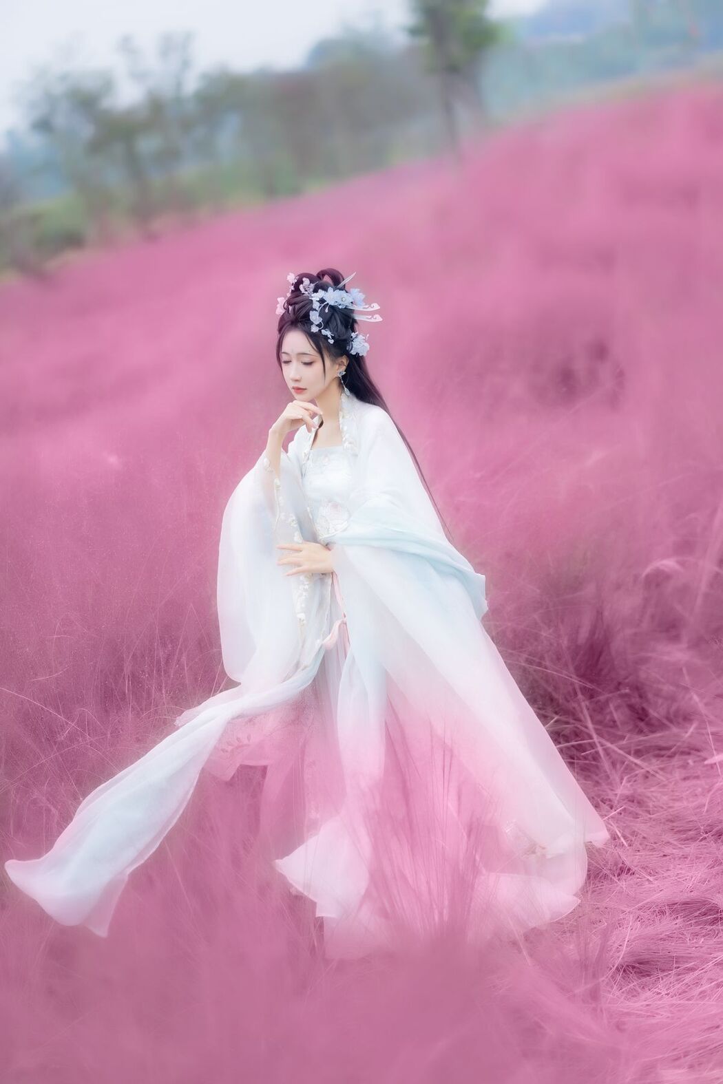 YiTuYu艺图语 Vol.3038 Qi Luo Sheng De Xiao Su Su