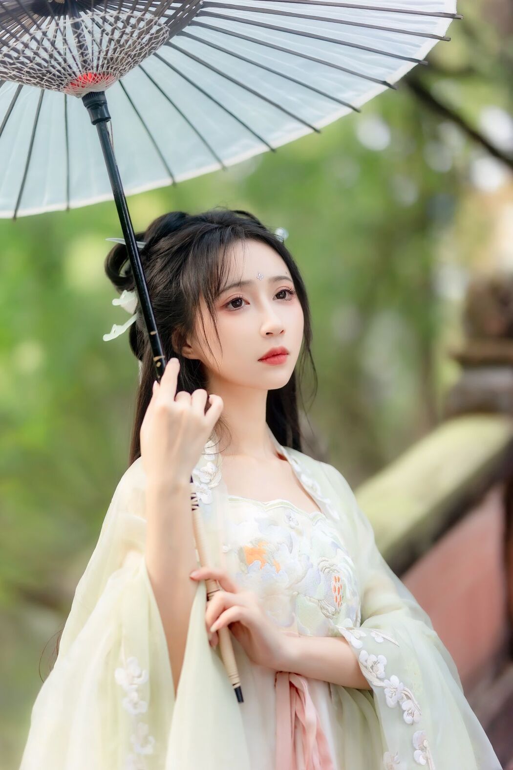 YiTuYu艺图语 Vol.3069 Qi Luo Sheng De Xiao Su Su